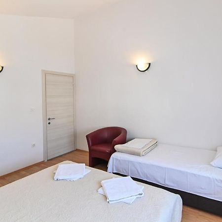 Apartments Andrea I Baška Dış mekan fotoğraf